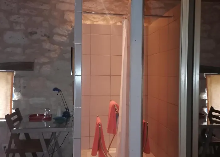 Bed & Breakfast Chez Yvette & Shoji 3*