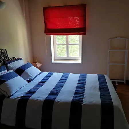 Bed & Breakfast Chez Yvette & Shoji *